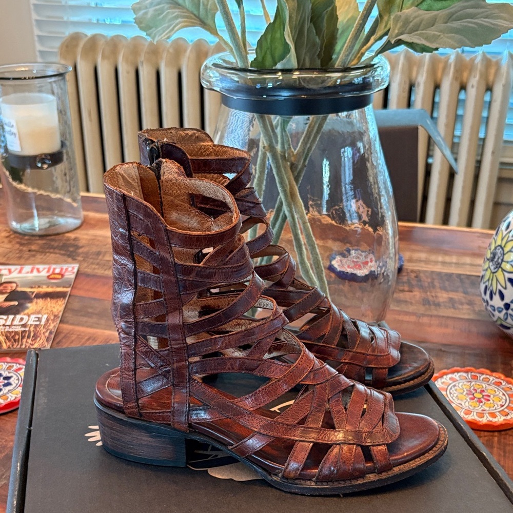Freebird Strappy Brown Sandals
